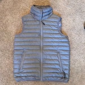 Iceburg grey puffer vest